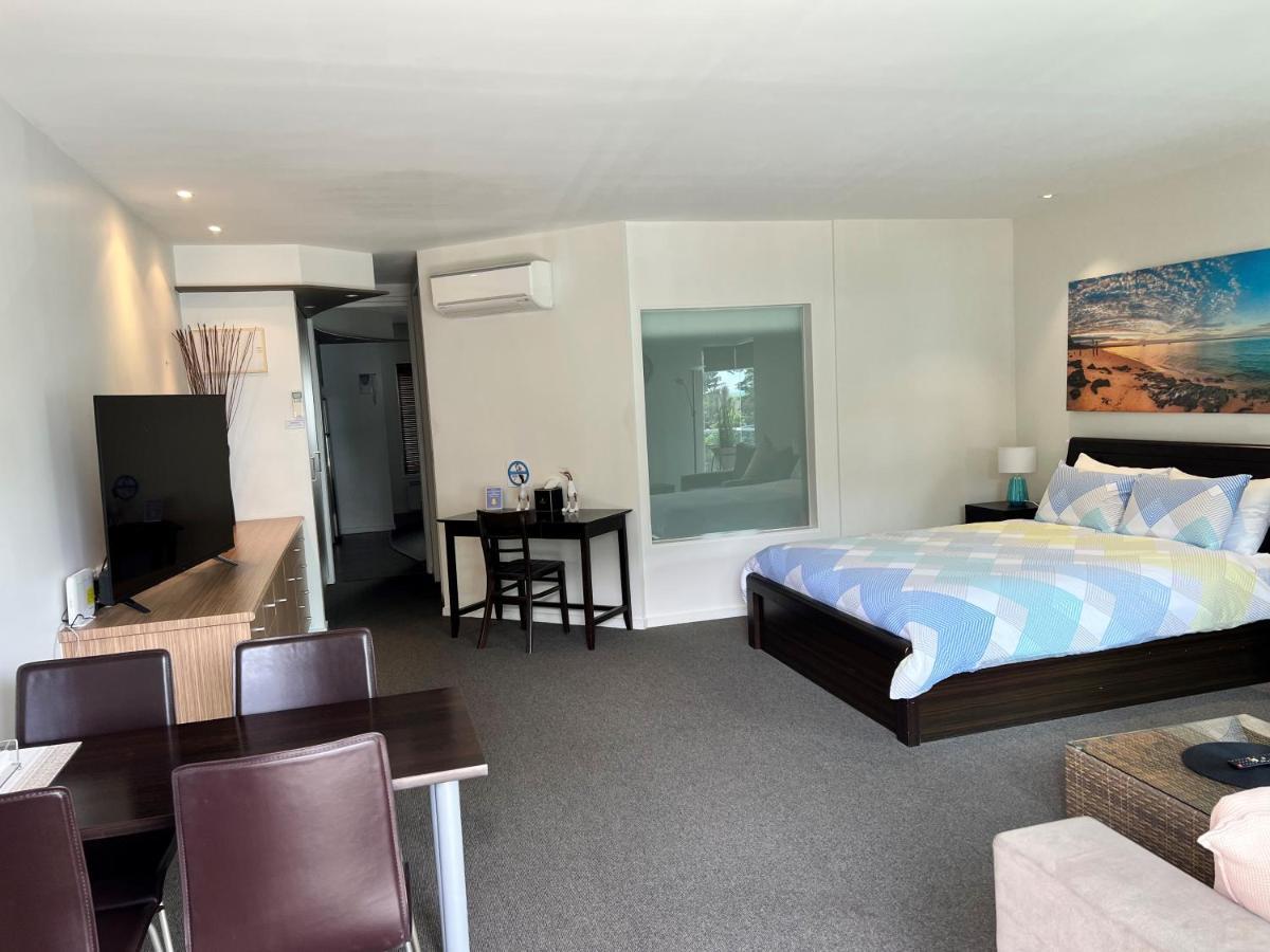 Phillip Island Holiday Apartments Cowes Exterior photo